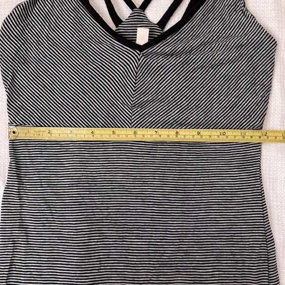 Silence + noise black and gray striped tank top - Picture 4 of 7